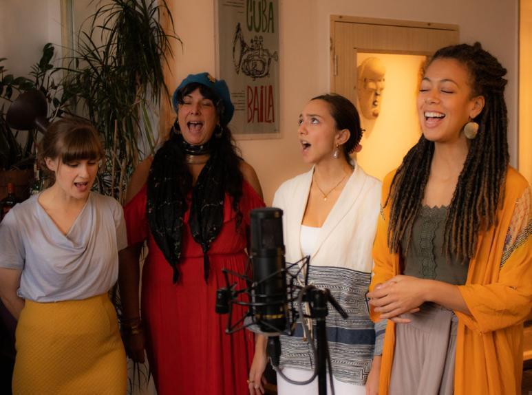 Holly-aysha-nicola-lizzie